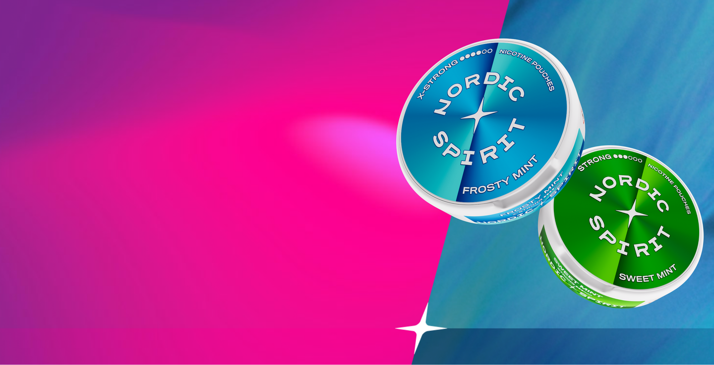 Zwei schwebende Nikotinbeutel-Dosen (eine blaue, eine grüne) auf der rechten Seite über einem pink-blau diagonalen Farbverlauf-Hintergrund.